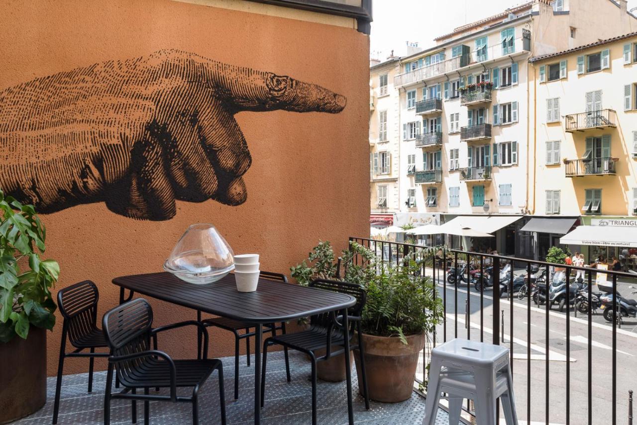 Du Pin Port Nizza